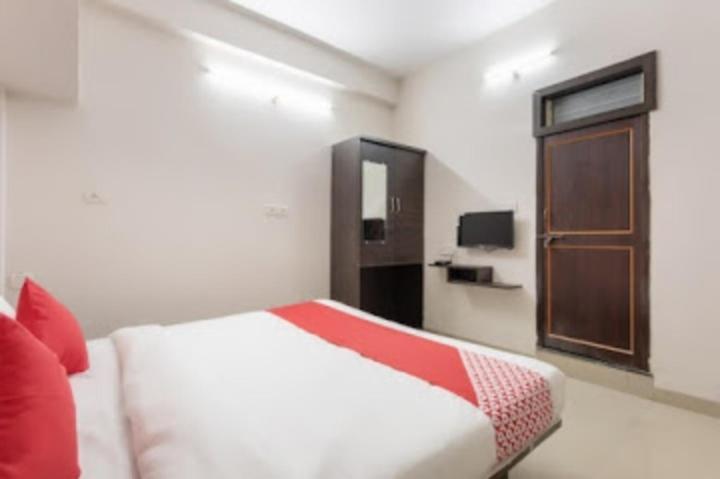 Hotel Royal Palace Indore Exterior foto