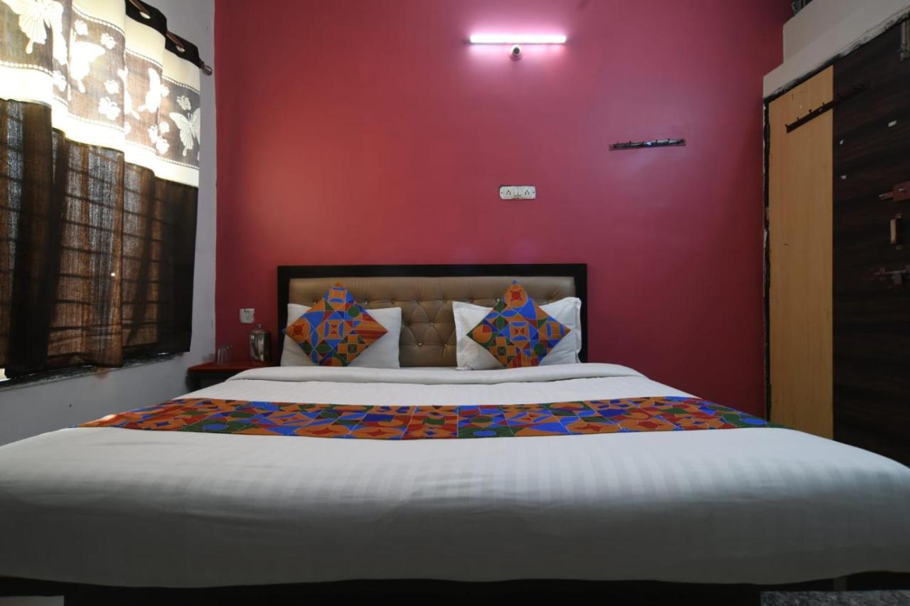 Hotel Royal Palace Indore Cameră foto